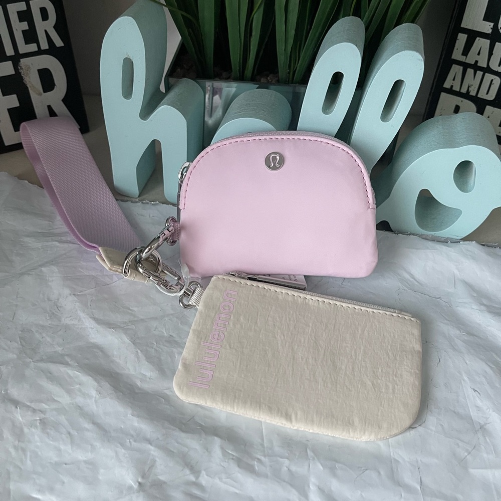 Lululemon Dual pouch